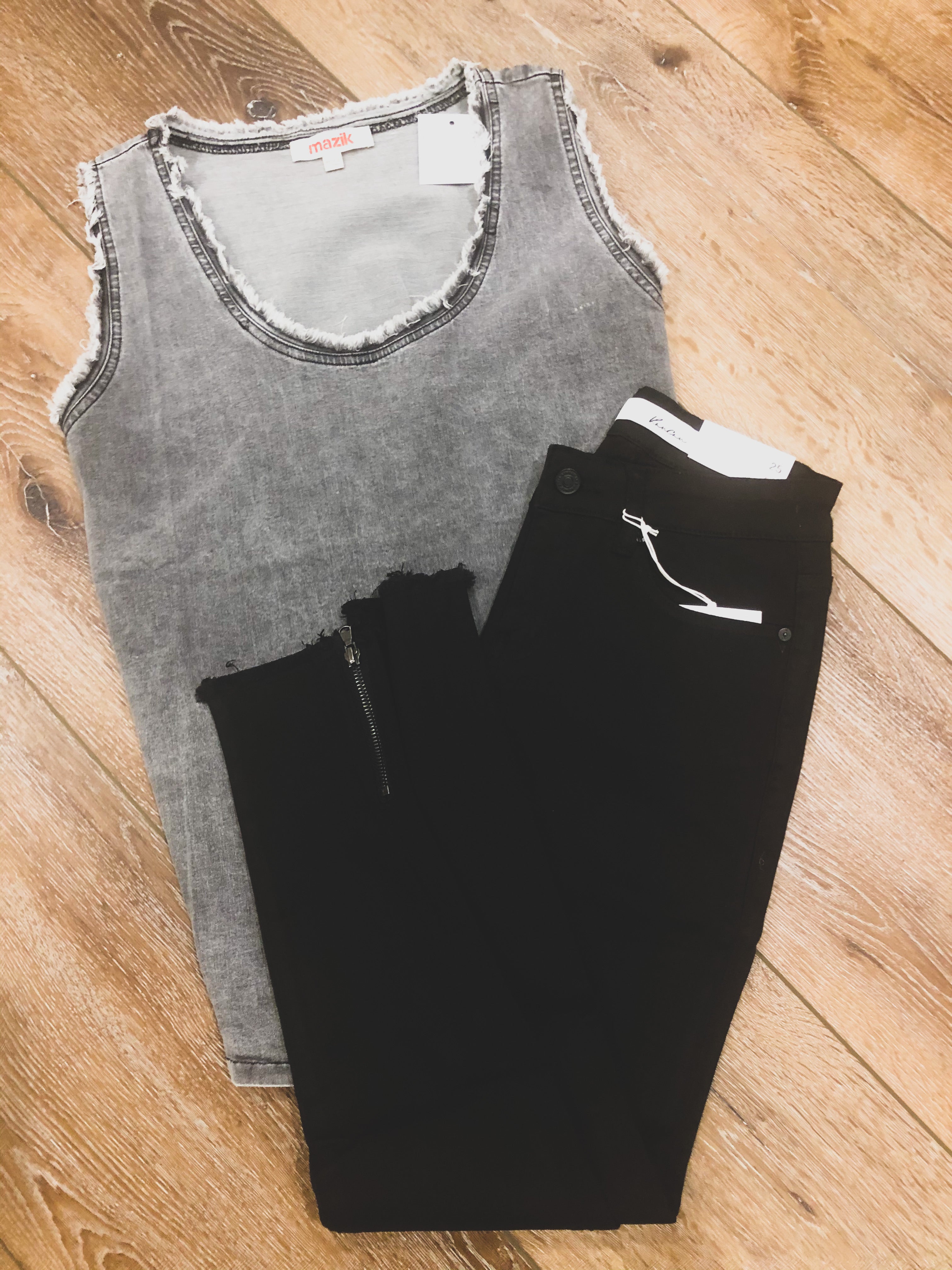 Grey tank